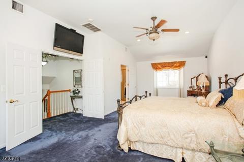 42 Rolling Hills Dr, Wayne, NJ 07470 photo 10
