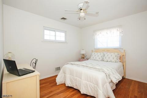 42 Rolling Hills Dr, Wayne, NJ 07470 photo 13