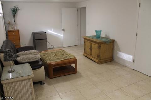 54 Hurst Ter, Wayne, NJ 07470 photo 18