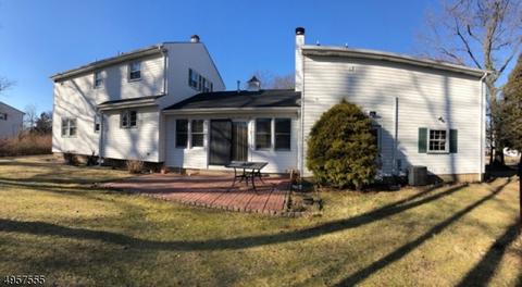 54 Hurst Ter, Wayne, NJ 07470 photo 4