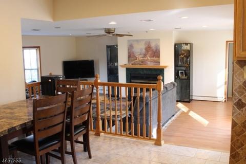 54 Hurst Ter, Wayne, NJ 07470 photo 8