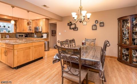 55 Lance Dr, Clark, NJ 07066 photo 6