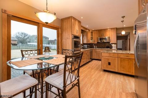 55 Lance Dr, Clark, NJ 07066 photo 5