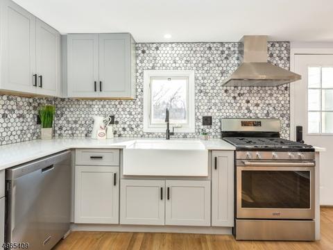 35 Linden Ave, Montclair, NJ 07042 photo 11