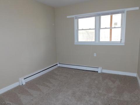 3 E Pine St, Highland Lakes, NJ 07422 photo 19
