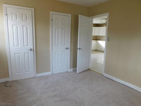 3 E Pine St, Highland Lakes, NJ 07422 photo 12