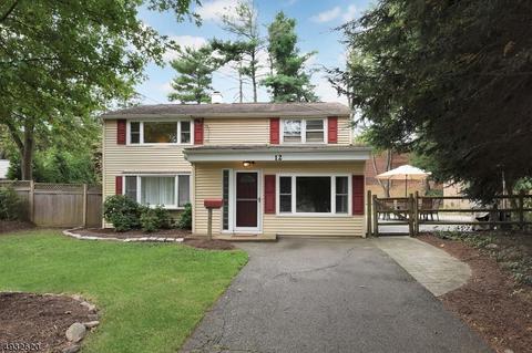 12 Macgregor Ct, Waldwick, NJ 07463 photo 1