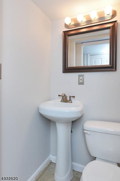 12 Macgregor Ct, Waldwick, NJ 07463 photo 12