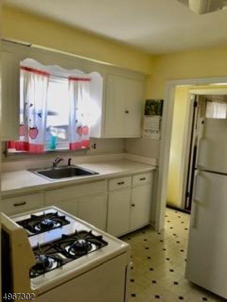 364 Summit Rd, Union, NJ 07083 photo 9