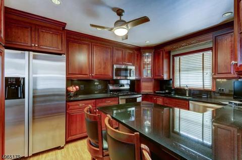 25 Greenbrook Rd, Middlesex, NJ 08846 photo 7