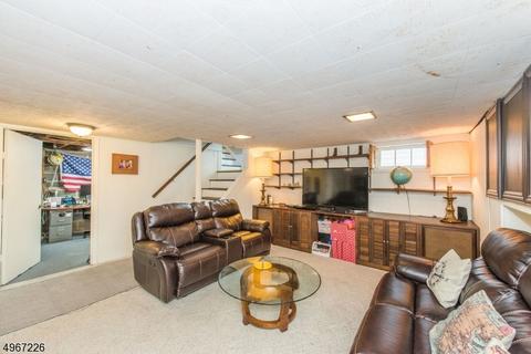72 Maple Ave, Berkeley Heights, NJ 07922 photo 17