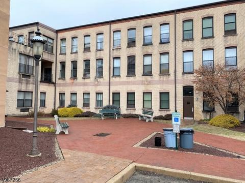 6-16 E Blackwell St Apt1d #1D, Dover, NJ 07801 photo 1