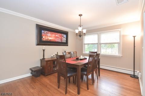 110 Fieldstone Pl, Wayne, NJ 07470 photo 7