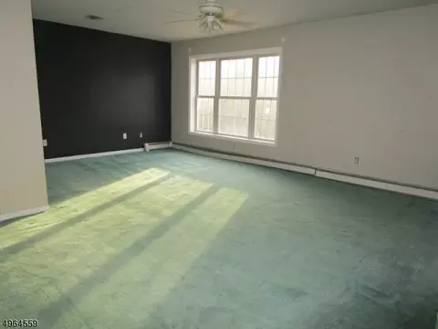 77 Carol Pl, Wayne, NJ 07470 photo 12
