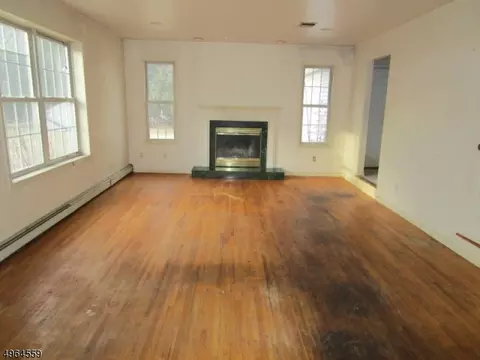 77 Carol Pl, Wayne, NJ 07470 photo 10