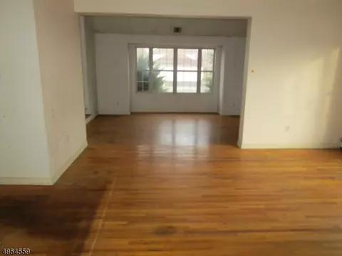 77 Carol Pl, Wayne, NJ 07470 photo 7