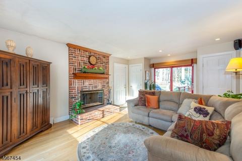 1 Jay Dr, Randolph, NJ 07869 photo 11
