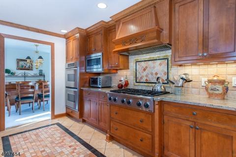 1 Jay Dr, Randolph, NJ 07869 photo 7