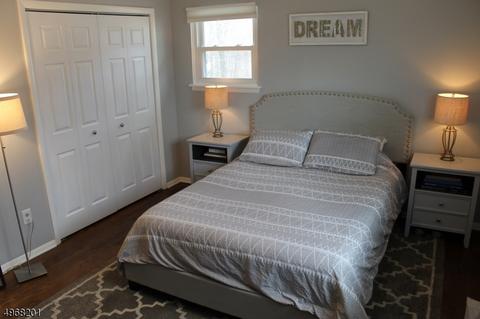14 Michael Ct, Dover, NJ 07801 photo 8