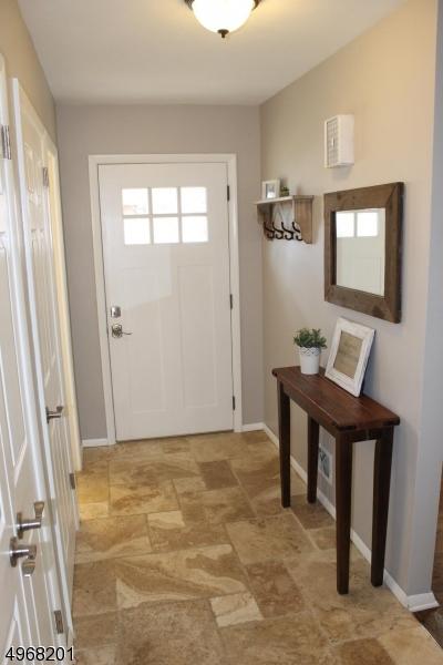 14 Michael Ct, Dover, NJ 07801 photo 2