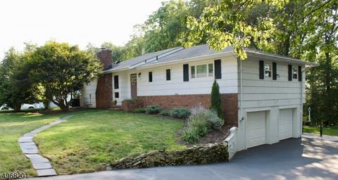 14 Michael Ct, Dover, NJ 07801 photo 1
