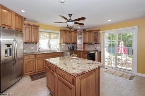 139 Irwin St, Springfield, NJ 07081 photo 7