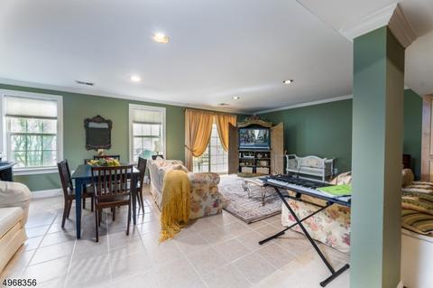 11 Harrier Ct, Wayne, NJ 07470 photo 22