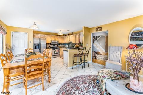 11 Harrier Ct, Wayne, NJ 07470 photo 8