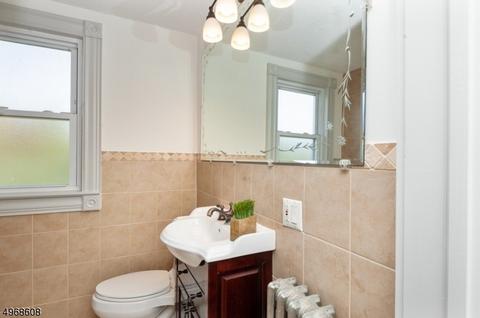 43 Wayne Pl, Nutley, NJ 07110 photo 16