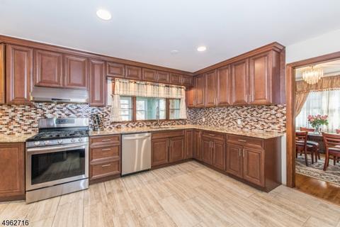 72 Spruce Ter, Wayne, NJ 07470 photo 11