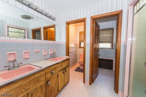 72 Spruce Ter, Wayne, NJ 07470 photo 12