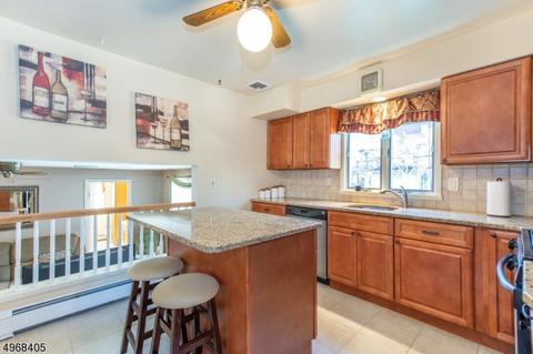 155 Kiwanis Dr, Wayne, NJ 07470 photo 6