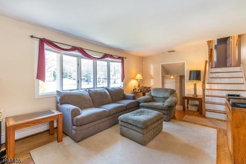 155 Kiwanis Dr, Wayne, NJ 07470 photo 11