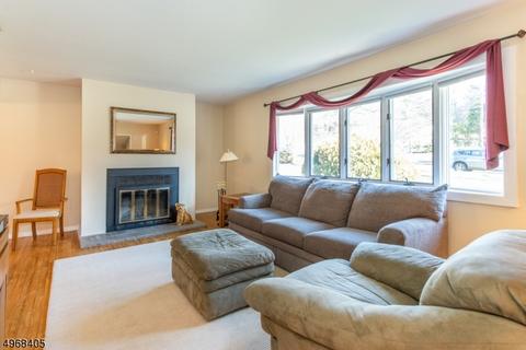 155 Kiwanis Dr, Wayne, NJ 07470 photo 10