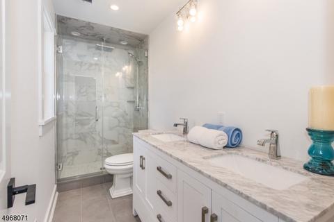 7 Toucan Ct, Wayne, NJ 07470 photo 19