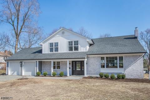 7 Toucan Ct, Wayne, NJ 07470 photo 1