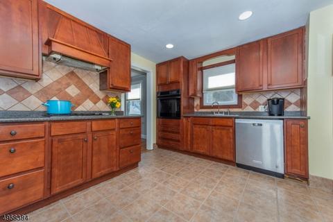 856 Travers St, Union, NJ 07083 photo 6