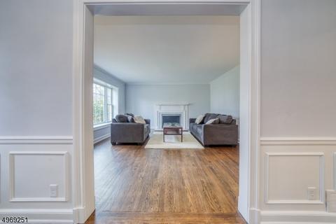 92 Rotary Dr, Summit, NJ 07901 photo 4