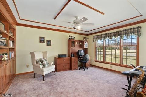 1 Coachman Dr, Hampton, NJ 08827 photo 7