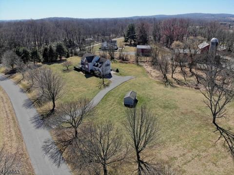 1 Coachman Dr, Hampton, NJ 08827 photo 23