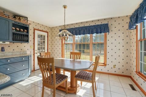 1 Coachman Dr, Hampton, NJ 08827 photo 13