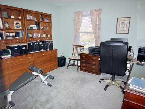 9 Tree Top Rd, Middlesex, NJ 08846 photo 10