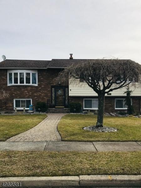 4 Canton Rd, Wayne, NJ 07470 photo 1