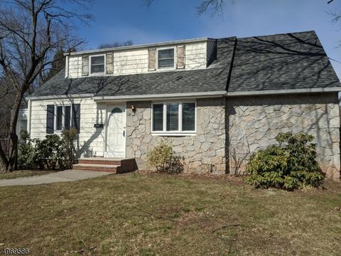 558 Mountainview Dr, North Plainfield, NJ 07063 photo 1