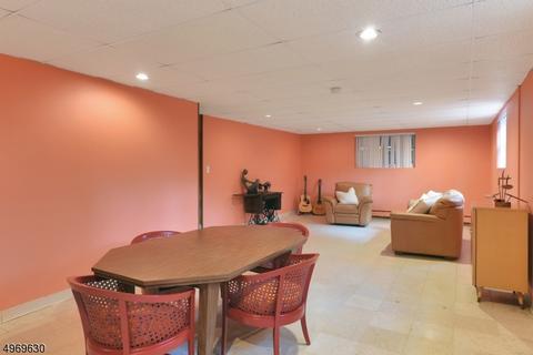 576 Schaefer Ave, Oradell, NJ 07649 photo 18