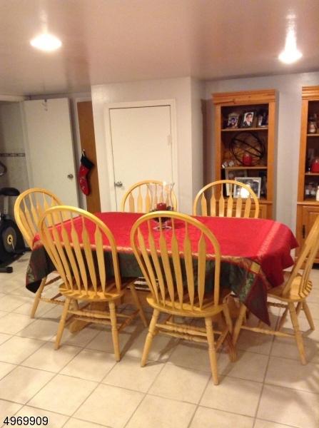 1041 Thomas St, Hillside, NJ 07205 photo 15