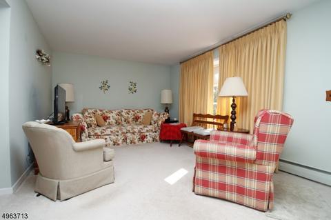 64 Deerfield Rd, Wayne, NJ 07470 photo 2