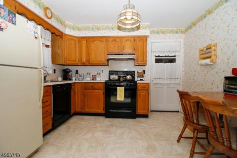 64 Deerfield Rd, Wayne, NJ 07470 photo 7
