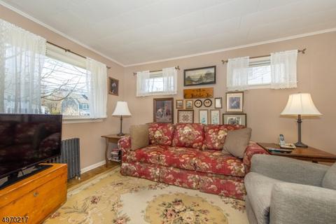19 Grover Ln, Caldwell, NJ 07006 photo 5