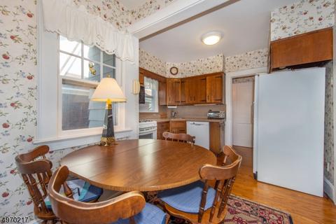 19 Grover Ln, Caldwell, NJ 07006 photo 9